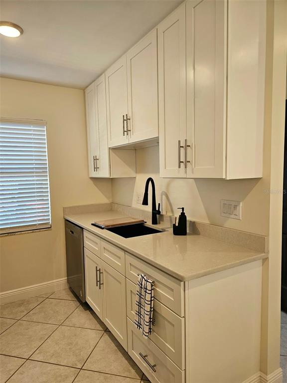 Picture of 2440 Enterprise Road Unit 4, Clearwater FL 33763