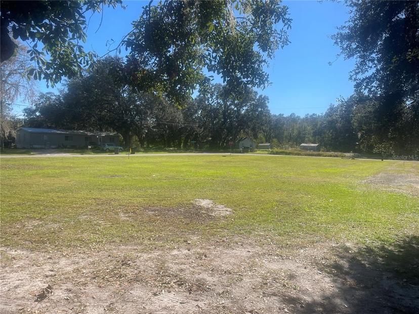 Picture of 9002 Woodview Drive, Polk City FL 33868