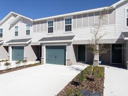 Picture of 2719 Walden Town Circle, Plant City, FL 33566