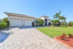 Picture of 318 Noble Faire Drive, Sun City Center, FL 33573