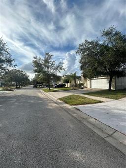 Picture of 8216 Carriage Pointe Drive, Gibsonton, FL 33534