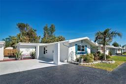 Picture of 722 Caribbean Circle Unit 10, Venice, FL 34293