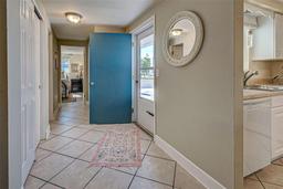 Picture of 722 Caribbean Circle Unit 10, Venice, FL 34293