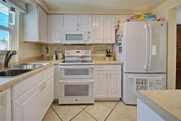 Picture of 722 Caribbean Circle Unit 10, Venice, FL 34293