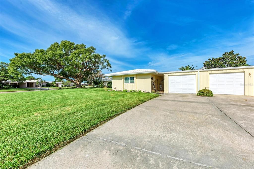 Picture of 3430 Village Green Drive Unit 623, Sarasota, FL 34239