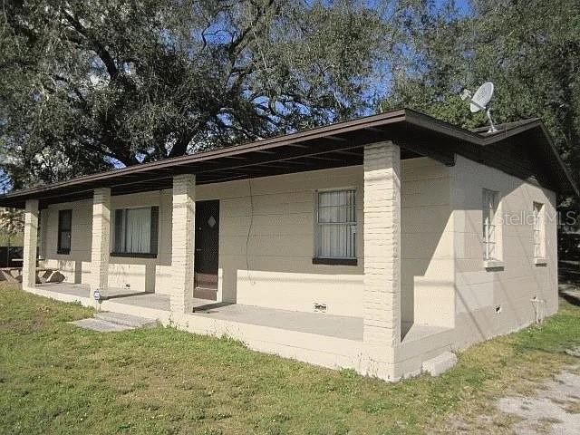 Picture of 927 Griffin Road, Lakeland, FL 33805