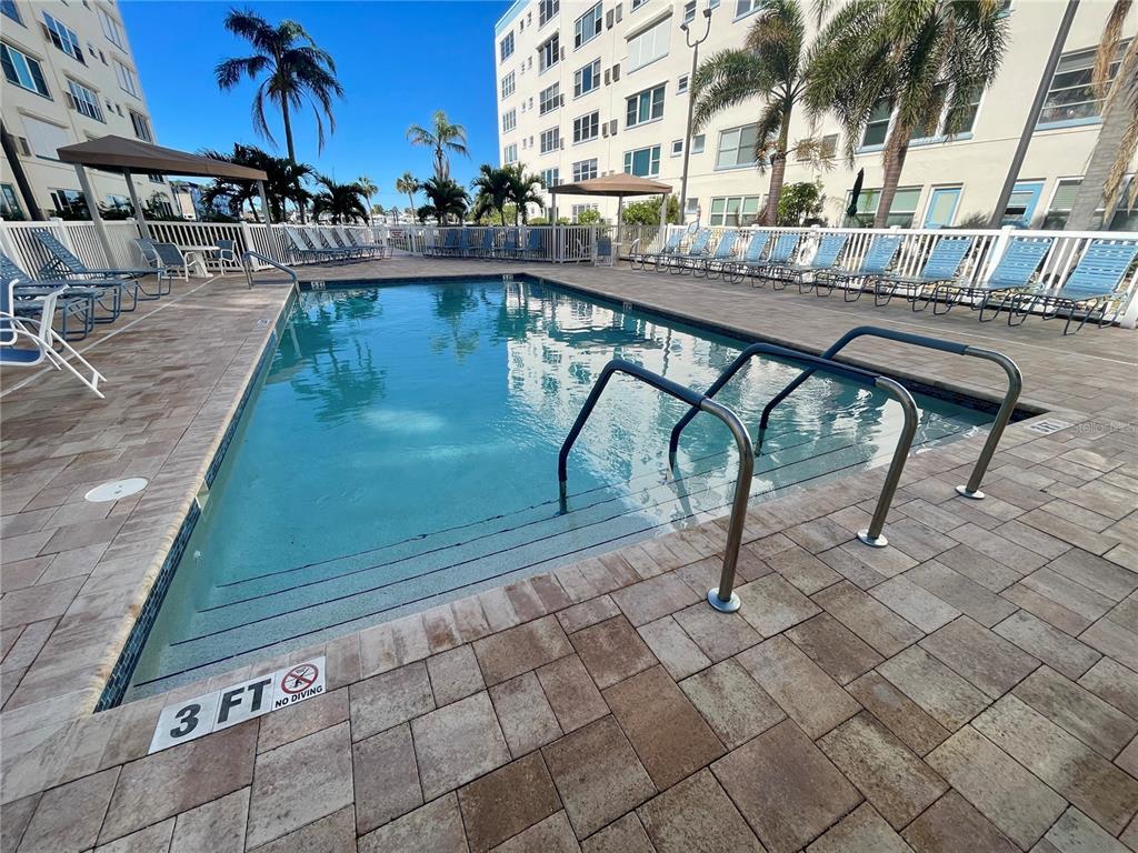 Picture of 2960 59Th Street S Unit 411, Gulfport, FL 33707