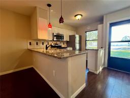 Picture of 2936 Feather Drive Unit 68C, Clearwater, FL 33759