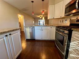 Picture of 2936 Feather Drive Unit 68C, Clearwater, FL 33759