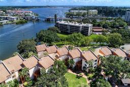 Picture of 1800 Cove Ii Place Unit 213, Sarasota, FL 34242