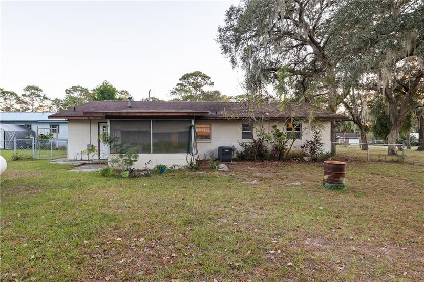 Picture of 17411 SE 18Th Street, Silver Springs FL 34488