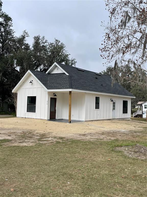 Picture of 214 NE 3Rd Avenue, Williston FL 32696