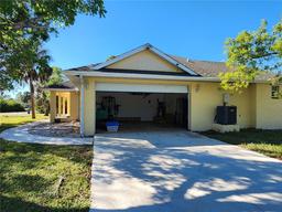 Picture of 12070 Surrey Ave, Port Charlotte, FL 33981