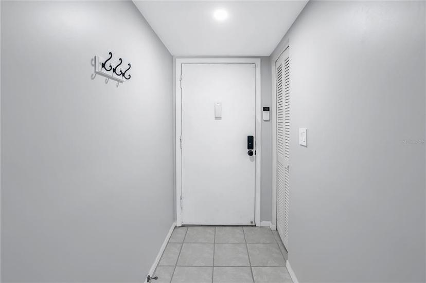 Picture of 12300 Park Boulevard Unit 103, Seminole FL 33772