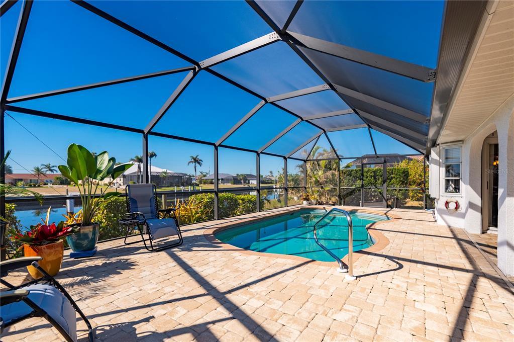 Picture of 831 Via Tunis, Punta Gorda, FL 33950