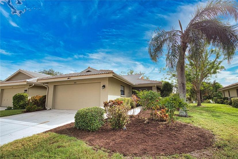 Picture of 7171 Wood Creek Drive Unit 5, Sarasota FL 34231