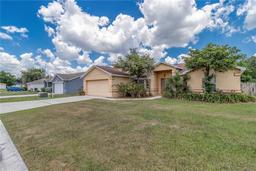 Picture of 3301 Enclave Boulevard, Mulberry, FL 33860