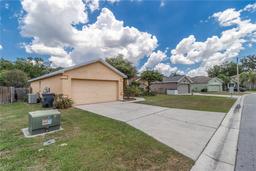 Picture of 3301 Enclave Boulevard, Mulberry, FL 33860