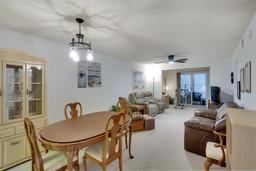 Picture of 3634 Lake Bayshore Drive Unit 308, Bradenton, FL 34205