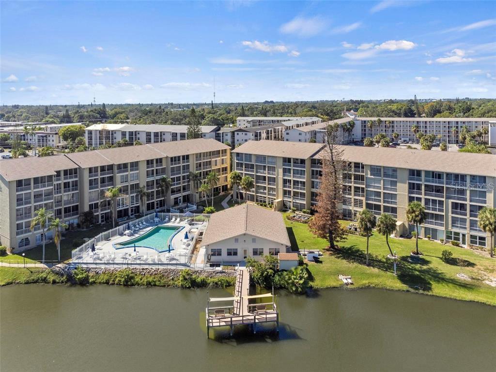 Picture of 3634 Lake Bayshore Drive Unit 308, Bradenton, FL 34205