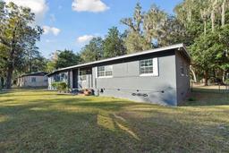 Picture of 2220 SE 44Th Terrace, Gainesville, FL 32641