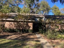 Picture of 5330 NW 34 Place, Gainesville, FL 32606