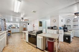 Picture of 1610 Reynolds Road Unit 79, Lakeland, FL 33801