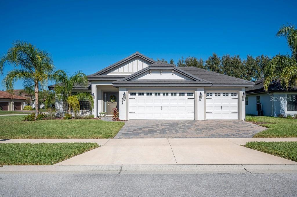 Picture of 477 Lake Vista Dr, Auburndale, FL 33823