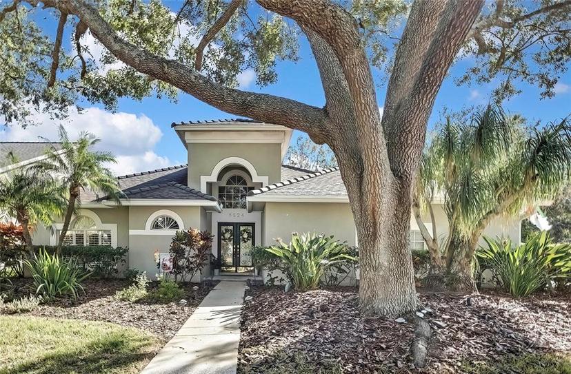 Picture of 5524 Avenue Du Soleil, Lutz FL 33558