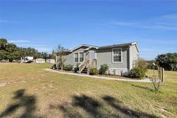 Picture of 17355 SE 260Th Avenue Road, Umatilla, FL 32784