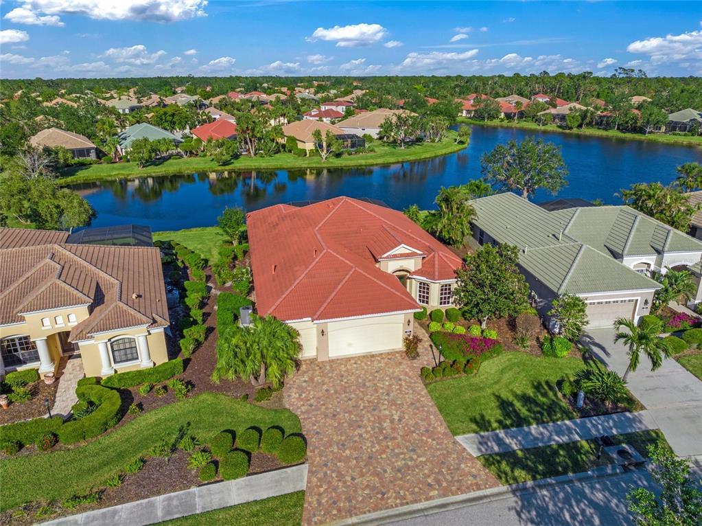 Picture of 521 Luminary Boulevard, Osprey, FL 34229