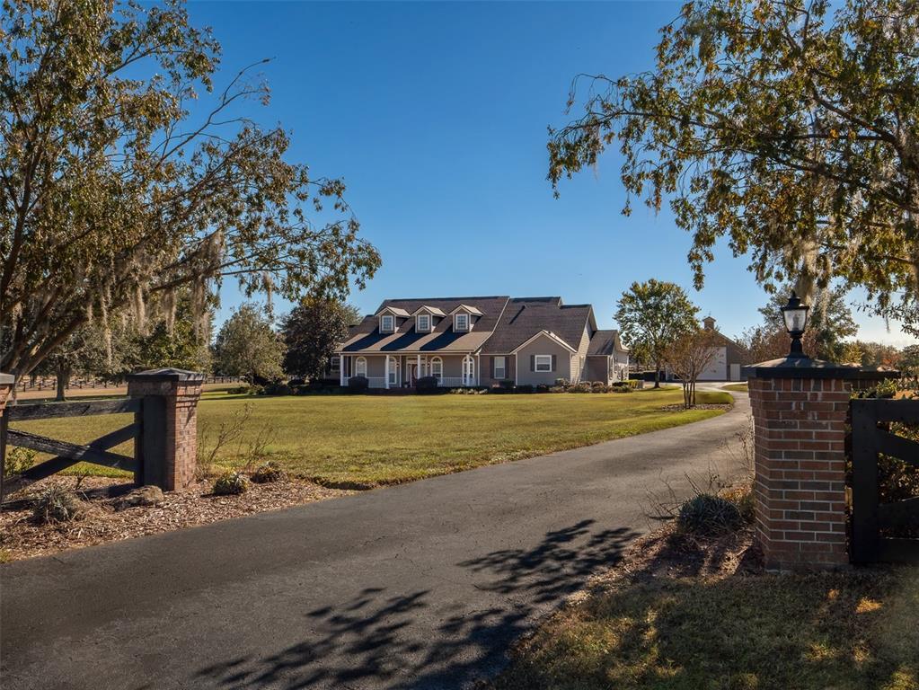 Picture of 15833 NW 48Th Place, Alachua, FL 32615