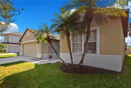 Picture of 3571 Maple Ridge Loop, Kissimmee, FL 34741