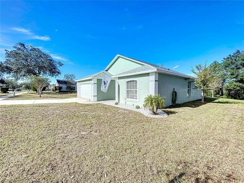 Picture of 865 Scenic View Circle, Minneola FL 34715