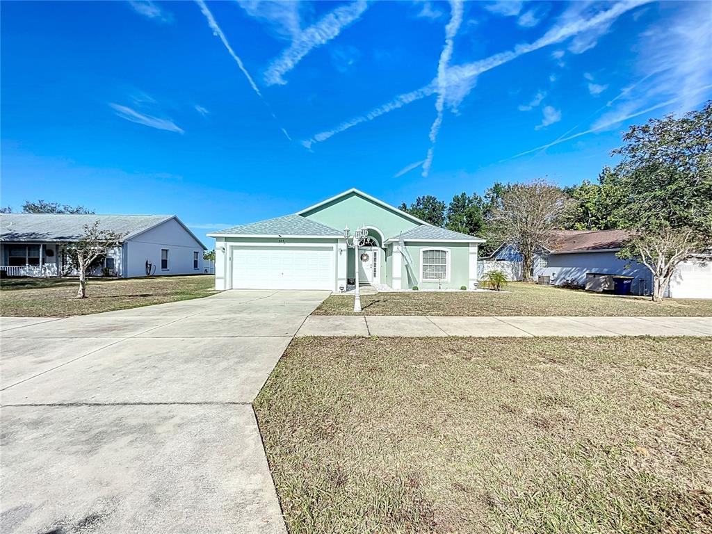 Picture of 865 Scenic View Circle, Minneola, FL 34715