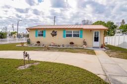 Picture of 2702 Avenue B, Holmes Beach, FL 34217