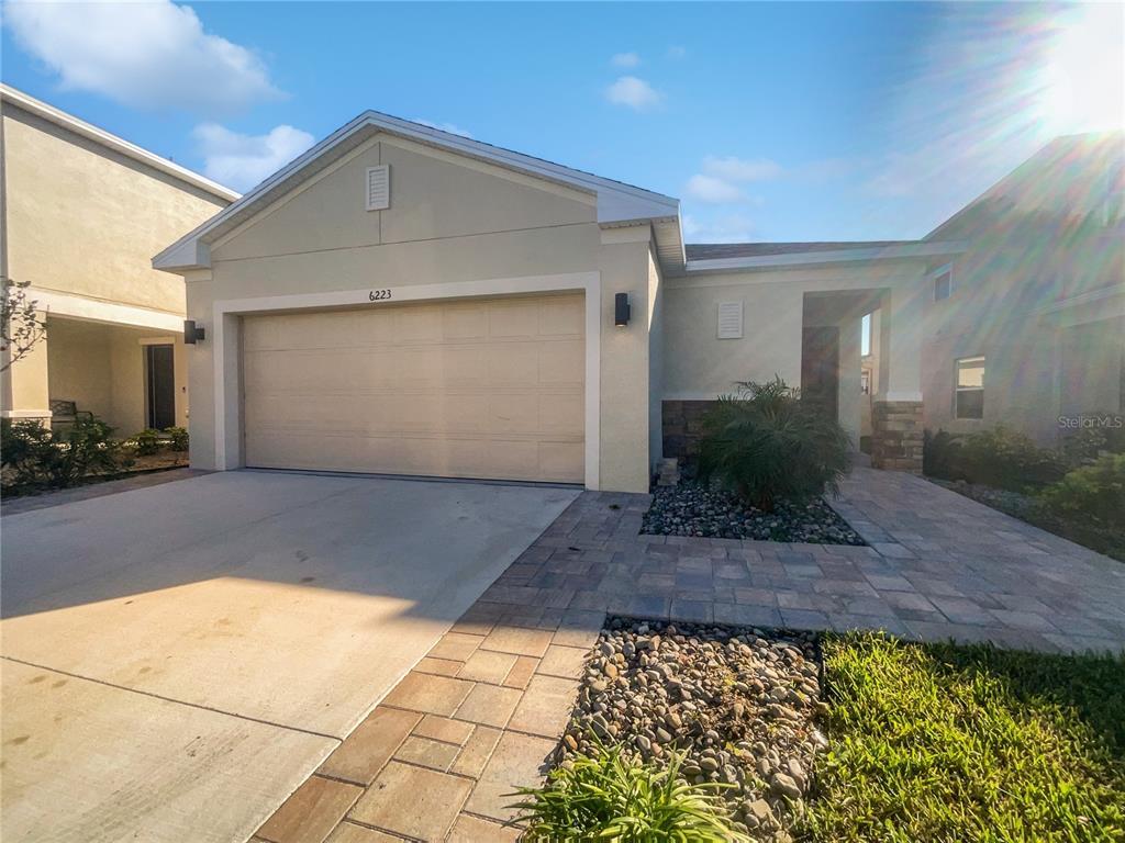 Picture of 6223 Springmont Loop, Palmetto, FL 34221