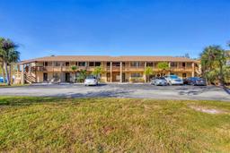 Picture of 11 Quails Run Boulevard Unit 11, Englewood, FL 34223