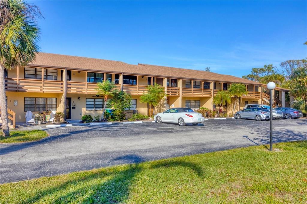 Picture of 11 Quails Run Boulevard Unit 11, Englewood, FL 34223