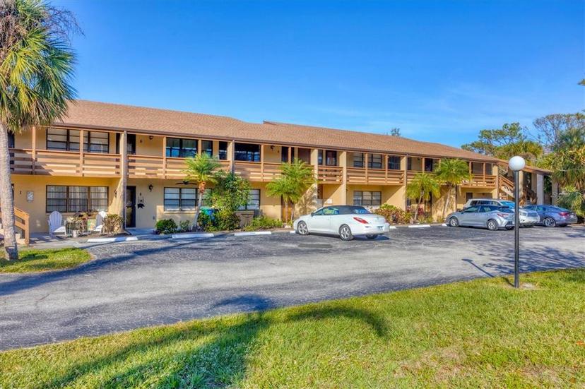 Picture of 11 Quails Run Boulevard Unit 11, Englewood FL 34223