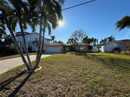 Picture of 10128 Yacht Club Drive, Treasure Island, FL 33706