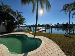 Picture of 10128 Yacht Club Drive, Treasure Island, FL 33706