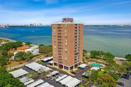 Picture of 4015 Bayshore Boulevard Unit 16A, Tampa, FL 33611