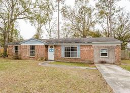 Picture of 1704 Mary Beth Drive, Middleburg, FL 32068