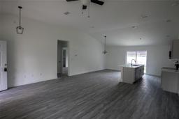 Picture of 13024 NE 6 Place, Silver Springs, FL 34488