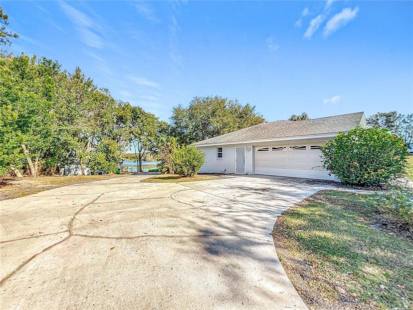 Picture of 309 W Frederick Avenue, Dundee FL 33838