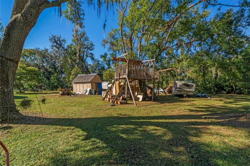 Picture of 17902 Burnside Road, Lutz FL 33548