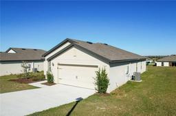 Picture of 1728 Canaan Loop, Dundee, FL 33838