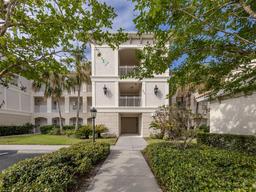 Picture of 500 San Lino Circle Unit 521, Venice, FL 34292