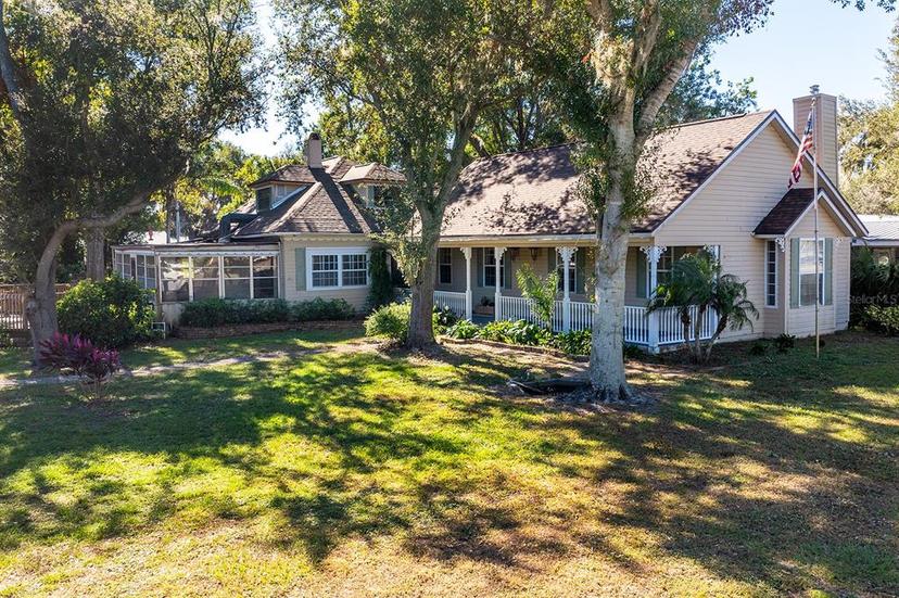 Picture of 1109 Lakeshore Boulevard, Saint Cloud FL 34769